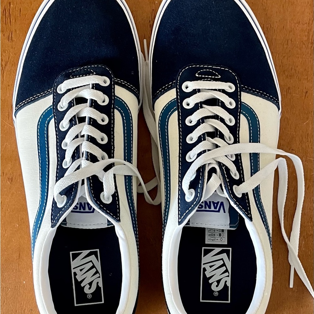 Men’s VANS Shoes, Size 13
